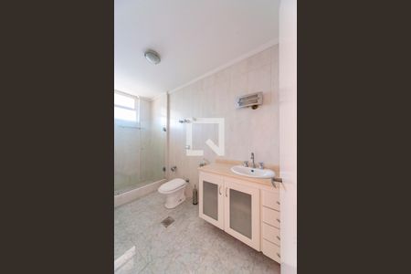 Apartamento à venda com 158m², 3 quartos e 2 vagas Apartamento à venda com 158m², 3 quartos e 2 vagasBanheiro do Quarto 3