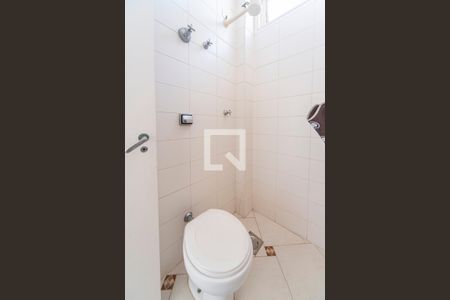 Apartamento à venda com 158m², 3 quartos e 2 vagas Apartamento à venda com 158m², 3 quartos e 2 vagasBanheiro de serviço