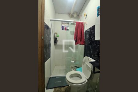 Banheiro de apartamento para alugar com 1 quarto, 37m² em Vila Guiomar, Santo André