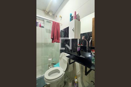 Banheiro de apartamento para alugar com 1 quarto, 37m² em Vila Guiomar, Santo André