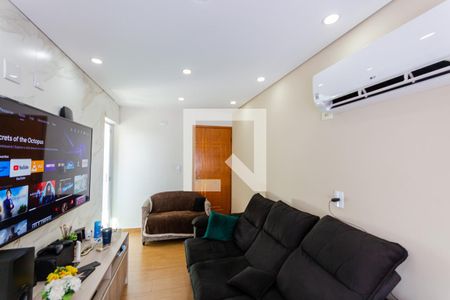 Sala de TV de apartamento à venda com 2 quartos, 110m² em Utinga, Santo André