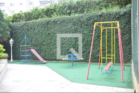 Apartamento à venda com 134m², 3 quartos e 2 vagasÁrea comum - Playground