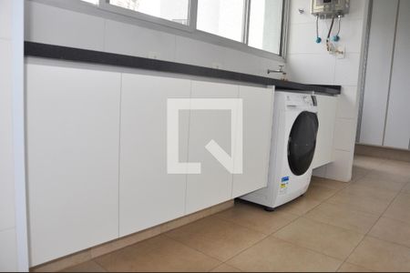 Apartamento à venda com 134m², 3 quartos e 2 vagasÁrea de Serviço