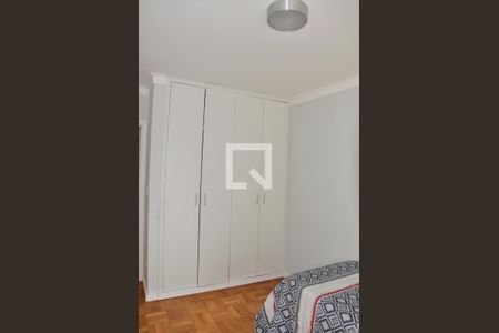 Apartamento à venda com 134m², 3 quartos e 2 vagasQuarto 02