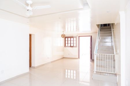 Sala de casa para alugar com 3 quartos, 180m² em Jardim São Nicolau, São Paulo