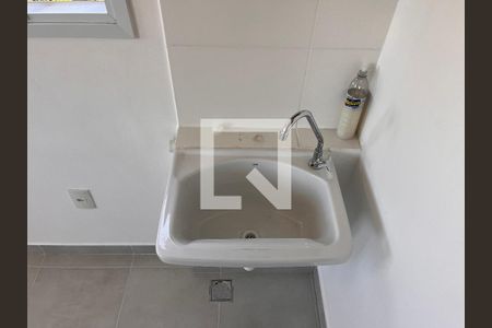 Sala/cozinha de apartamento para alugar com 1 quarto, 35m² em Lapa de Baixo, São Paulo