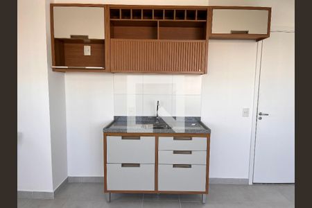 Sala/cozinha de apartamento para alugar com 1 quarto, 35m² em Lapa de Baixo, São Paulo