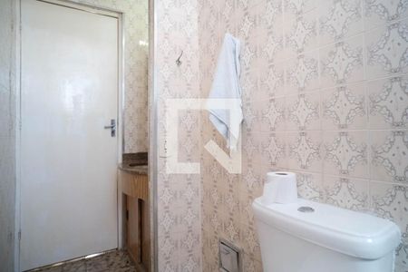Apartamento à venda com 70m², 2 quartos e 1 vaga Apartamento à venda com 70m², 2 quartos e 1 vagaBanheiro