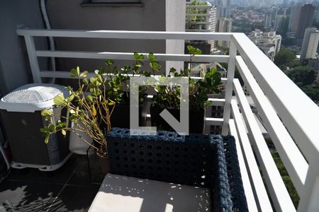 Sacada de apartamento à venda com 1 quarto, 89m² em Vila Suzana, São Paulo