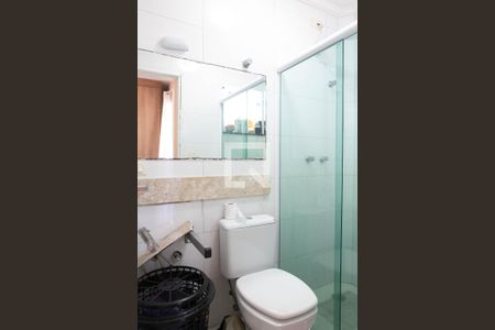 Apartamento à venda com 69m², 2 quartos e 2 vagas Apartamento à venda com 69m², 2 quartos e 2 vagasBanheiro da Suíte