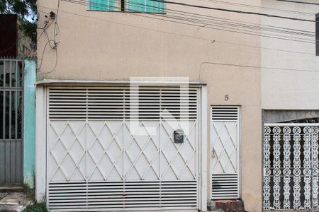 Casa à venda com 190m², 3 quartos e 1 vagaFachada