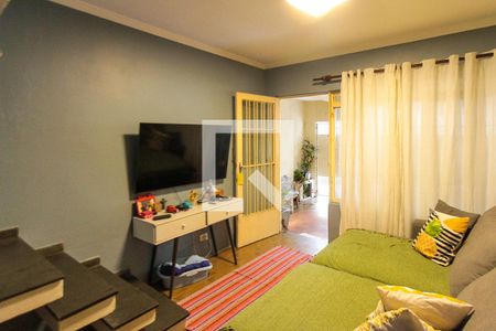 Sala de casa à venda com 3 quartos, 190m² em Vila Olinda, São Paulo