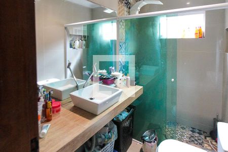 Casa à venda com 190m², 3 quartos e 1 vagaBanheiro Social