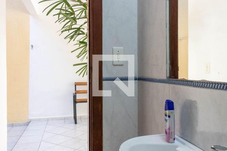 Casa à venda com 138m², 3 quartos e 4 vagas Casa à venda com 138m², 3 quartos e 4 vagasLavabo externo