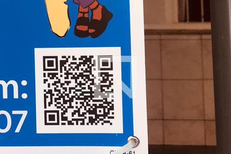 Casa à venda com 168m², 4 quartos e 3 vagas Casa à venda com 168m², 4 quartos e 3 vagasPlaca