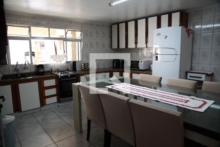 Casa à venda com 168m², 4 quartos e 3 vagasCozinha