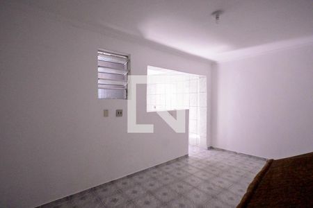 Quarto/Sala  de casa para alugar com 1 quarto, 22m² em Vila Liviero, São Paulo