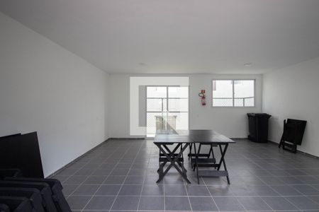 Apartamento para alugar com 42m², 2 quartos e sem vaga Apartamento para alugar com 42m², 2 quartos e sem vagaÁrea comum - Salão de festas