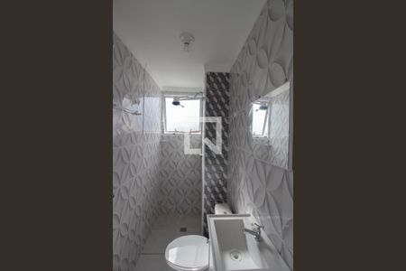 Apartamento para alugar com 42m², 2 quartos e sem vaga Apartamento para alugar com 42m², 2 quartos e sem vagaBanheiro