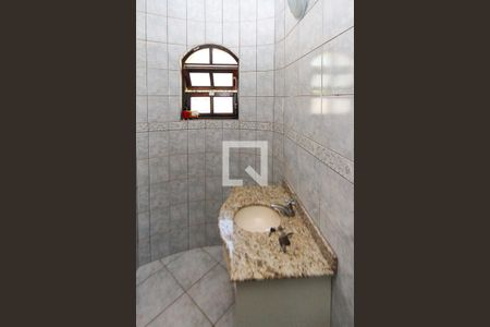 Casa para alugar com 180m², 3 quartos e 2 vagas Casa para alugar com 180m², 3 quartos e 2 vagasBanheiro da Suíte