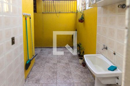 Casa para alugar com 180m², 3 quartos e 2 vagas Casa para alugar com 180m², 3 quartos e 2 vagasÁrea de Serviço