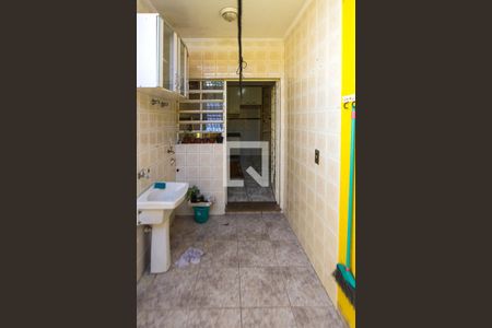 Casa para alugar com 180m², 3 quartos e 2 vagas Casa para alugar com 180m², 3 quartos e 2 vagasÁrea de Serviço