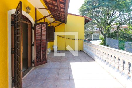 Casa para alugar com 180m², 3 quartos e 2 vagas Casa para alugar com 180m², 3 quartos e 2 vagasVaranda