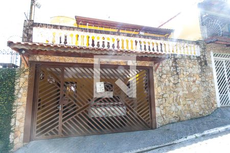 Casa para alugar com 180m², 3 quartos e 2 vagas Casa para alugar com 180m², 3 quartos e 2 vagasFachada