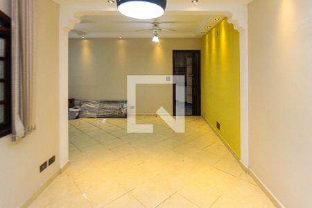 Sala de casa para alugar com 3 quartos, 180m² em Jardim Piqueroby, São Paulo