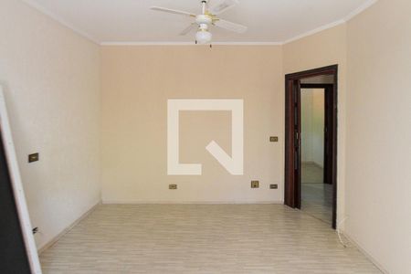 Casa para alugar com 180m², 3 quartos e 2 vagas Casa para alugar com 180m², 3 quartos e 2 vagasSuite