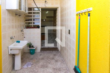 Casa para alugar com 180m², 3 quartos e 2 vagas Casa para alugar com 180m², 3 quartos e 2 vagasÁrea de Serviço