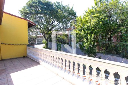 Casa para alugar com 180m², 3 quartos e 2 vagas Casa para alugar com 180m², 3 quartos e 2 vagasVaranda