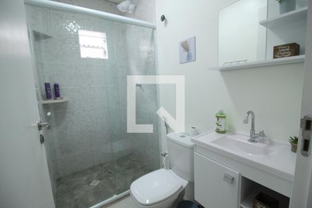 Casa de condomínio para alugar com 37m², 2 quartos e sem vagaBanheiro 