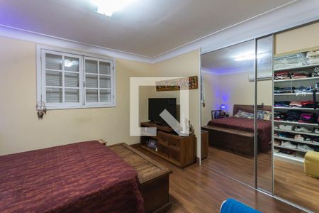 Casa à venda com 200m², 3 quartos e 4 vagasSuíte