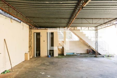 Casa para alugar com 78m², 2 quartos e 3 vagasÁrea comum - Garagem