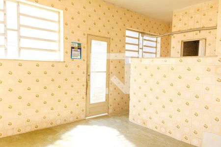 Casa para alugar com 78m², 2 quartos e 3 vagasCozinha