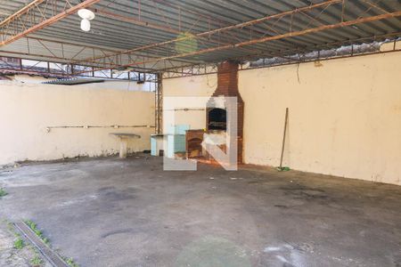 Casa para alugar com 78m², 2 quartos e 3 vagasÁrea comum - Garagem
