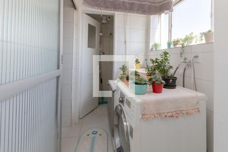 Apartamento à venda com 90m², 3 quartos e 1 vaga Apartamento à venda com 90m², 3 quartos e 1 vagaLavanderia
