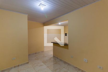 Sala de casa para alugar com 2 quartos, 60m² em Vila Ivone, São Paulo