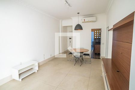 Sala de apartamento para alugar com 2 quartos, 90m² em Laranjeiras, Rio de Janeiro