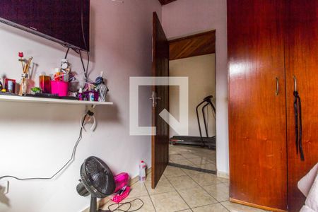 Casa à venda com 400m², 5 quartos e 6 vagas Casa à venda com 400m², 5 quartos e 6 vagasQuarto 3