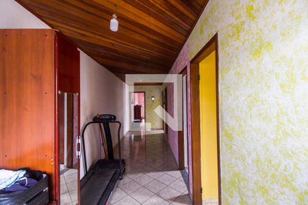 Casa à venda com 400m², 5 quartos e 6 vagas Casa à venda com 400m², 5 quartos e 6 vagasCorredor