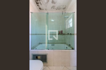 Casa à venda com 800m², 4 quartos e 2 vagasBanheiro do Quarto 1