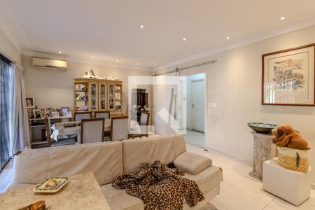 Sala de casa à venda com 4 quartos, 800m² em Jardim Londrina, São Paulo