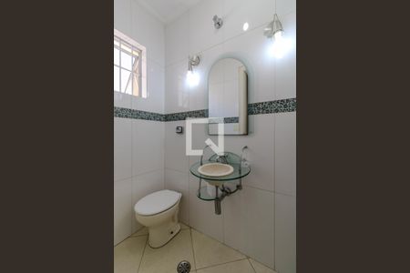 Casa à venda com 800m², 4 quartos e 2 vagasBanheiro Social 2