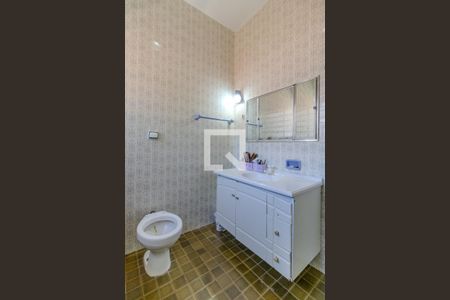 Casa à venda com 800m², 4 quartos e 2 vagasBanheiro Social