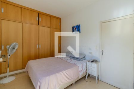 Quarto 1 de casa à venda com 4 quartos, 800m² em Jardim Londrina, São Paulo