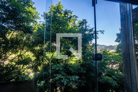 Casa à venda com 390m², 5 quartos e 4 vagasEscritório