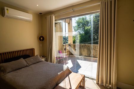 Casa à venda com 390m², 5 quartos e 4 vagasQuarto Suíte Master