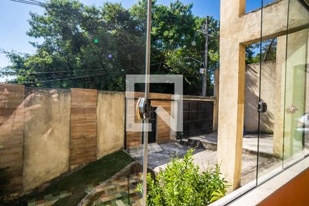 Casa à venda com 390m², 5 quartos e 4 vagasSala vista da janela